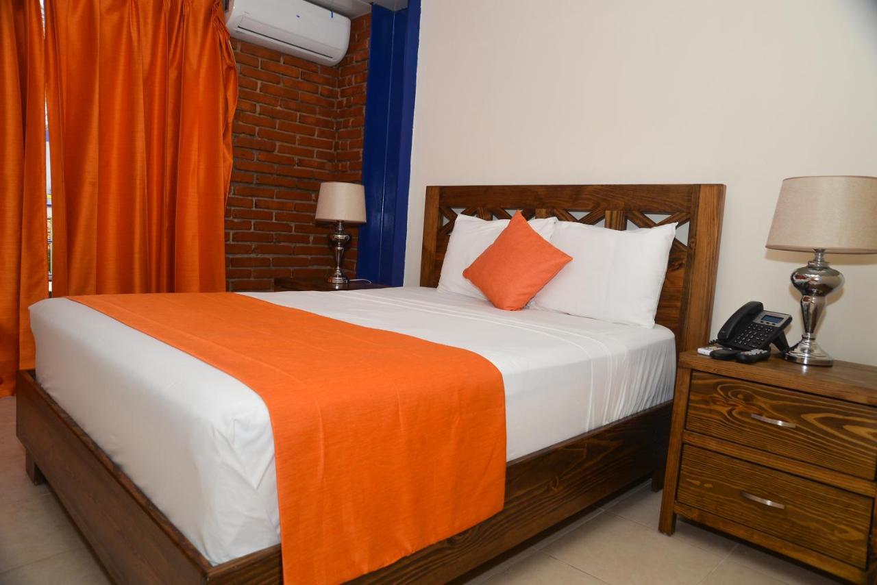 Hotel Jaraba Jarabacoa Exterior photo